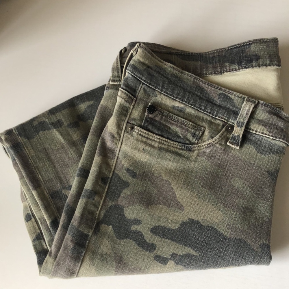 Hudson Krista Super Skinny Camo Crop (Size 28) - Picture 7 of 10